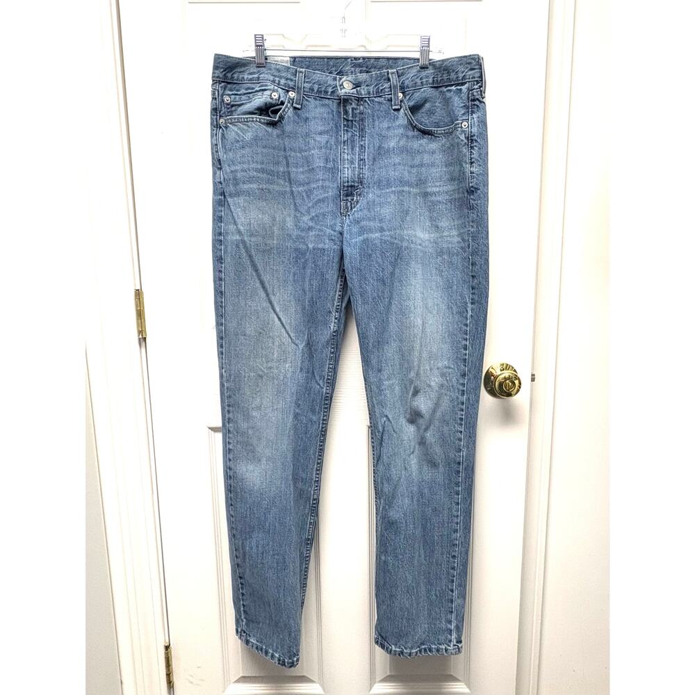 Levi’s 514 Jeans 100% Cotton Straight Leg Medium Wash Men’s Size 38 32
